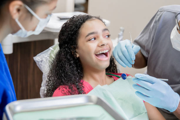 Best Emergency Dentist for Knocked-Out Tooth in Hampton, IA