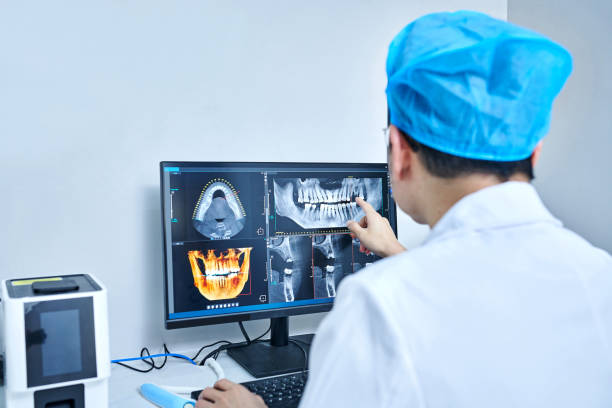 Best Holiday Emergency Dentist in Hampton, IA